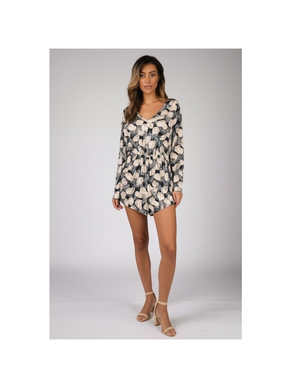 Entro Romper Size S Blue Pineapple Print V-Neck